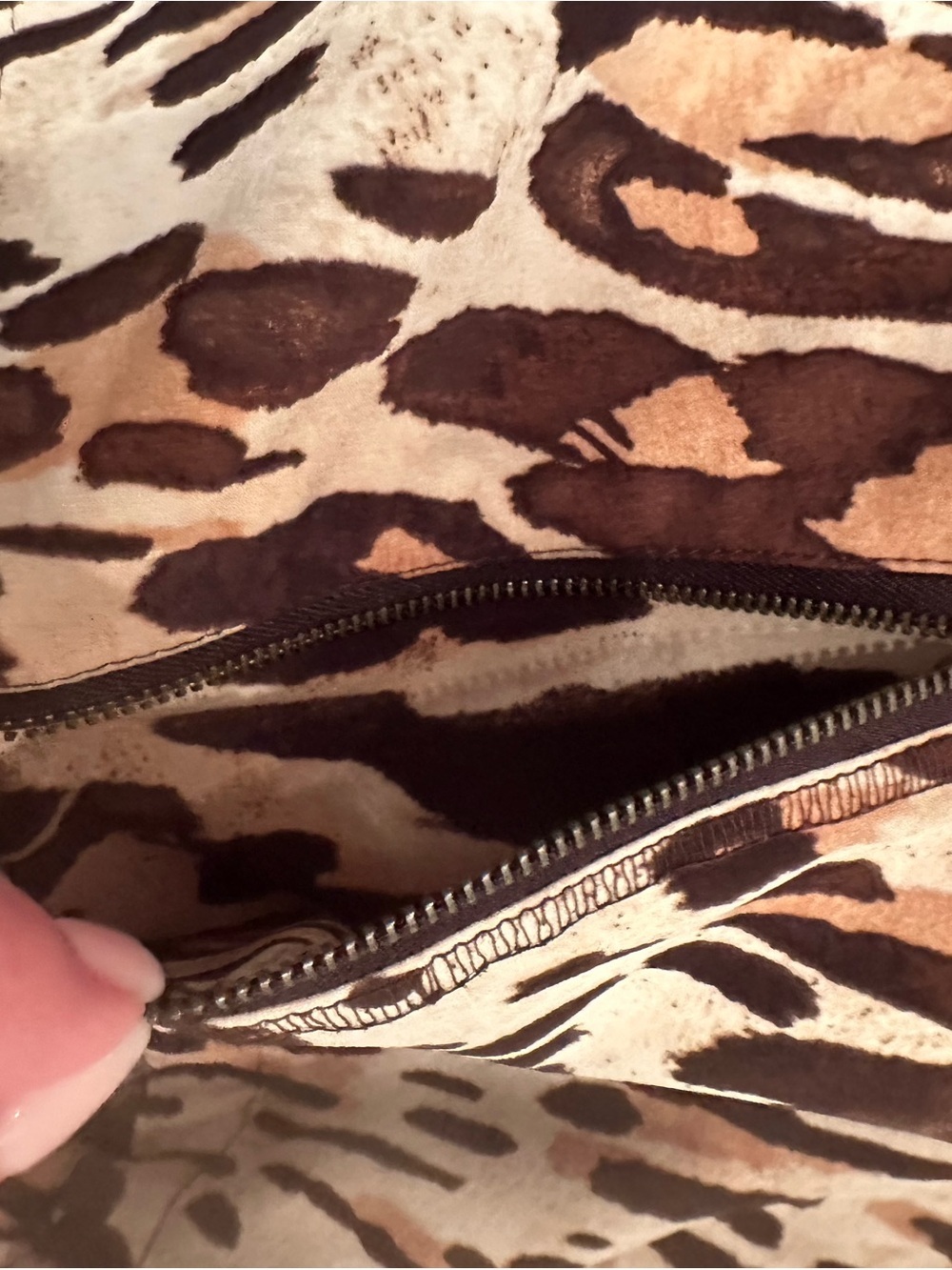 Chico’s Zenergy Leopard Print Full Zip Jacket Hip Length Pockets Sz 3 -Lg - Picture 10 of 10